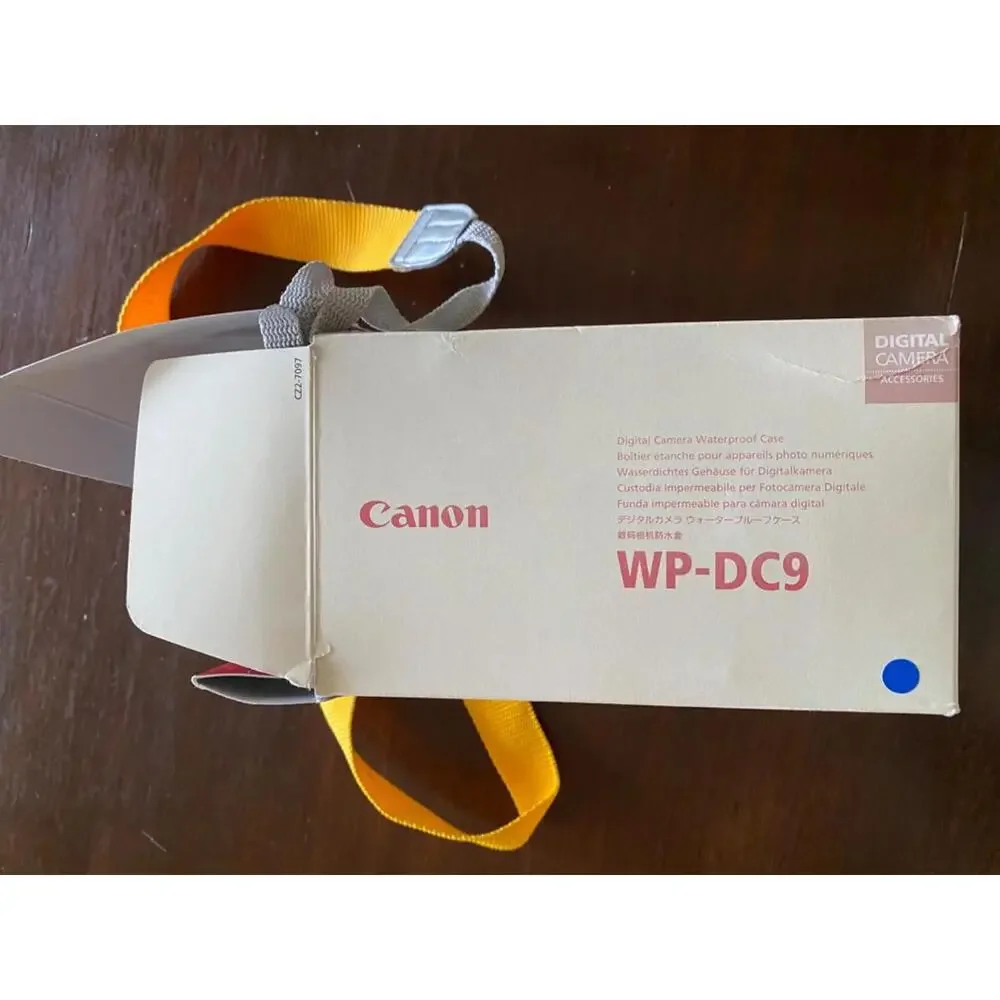 Canon WP-DC9 Waterproof Case for SD800 IS IXUS 850, Complete in box